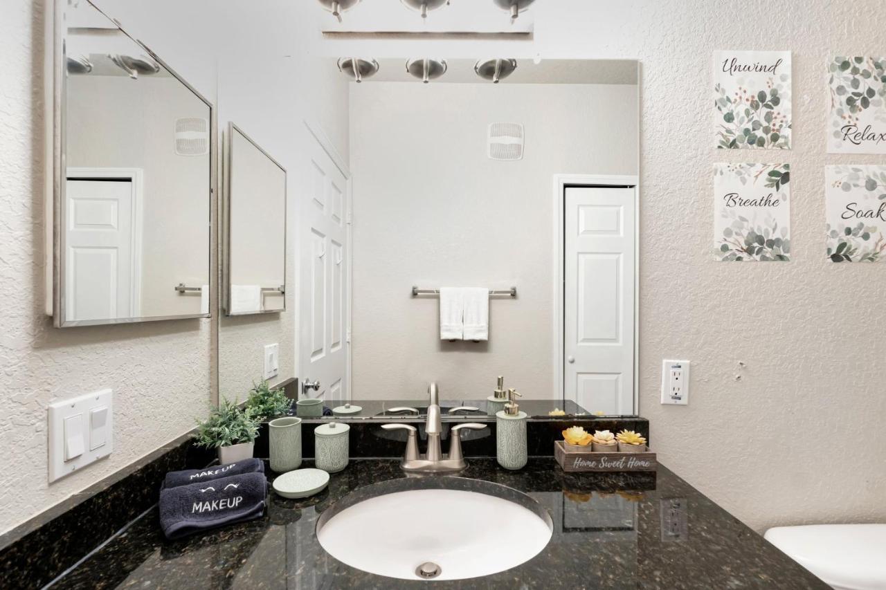 Tropical 3Br Suite-2 Resort Style Pools-5 Mil To Bay-Gym-Close To Beach Tampa Eksteriør billede