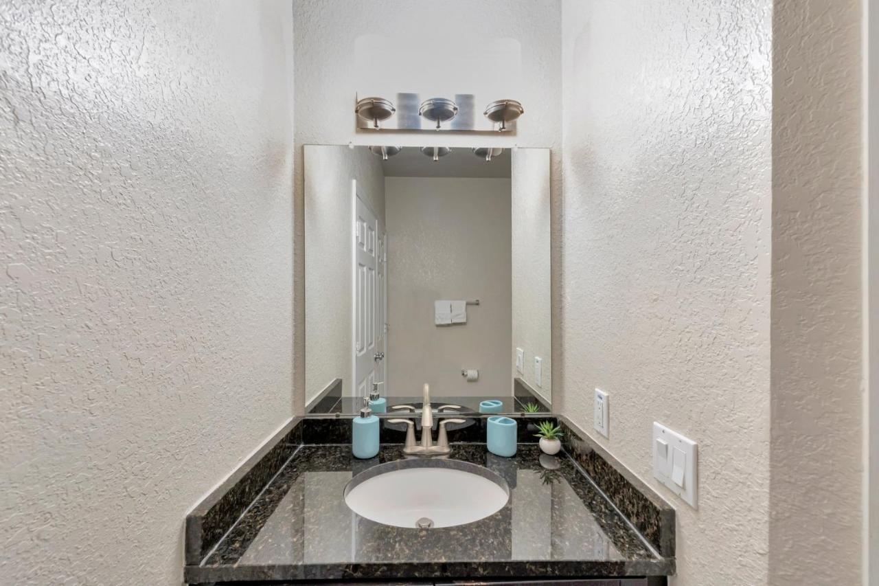 Tropical 3Br Suite-2 Resort Style Pools-5 Mil To Bay-Gym-Close To Beach Tampa Eksteriør billede
