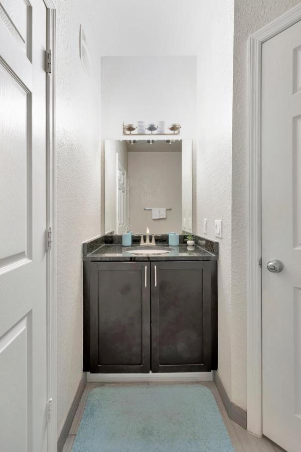 Tropical 3Br Suite-2 Resort Style Pools-5 Mil To Bay-Gym-Close To Beach Tampa Eksteriør billede